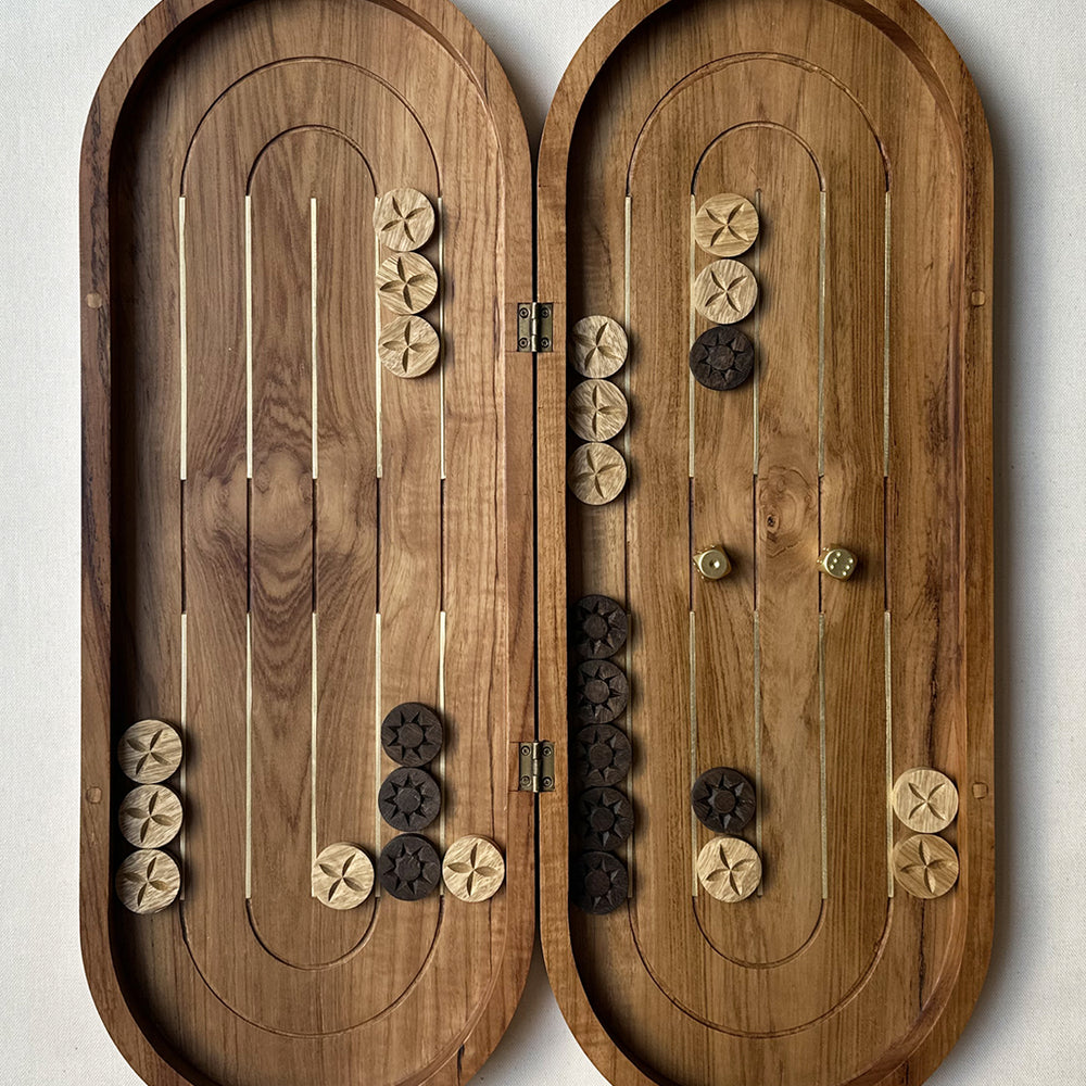 
                      
                        43 - Oval Backgammon
                      
                    