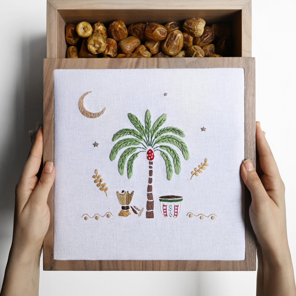 Concept 57 - Saudi Dates Tree Box